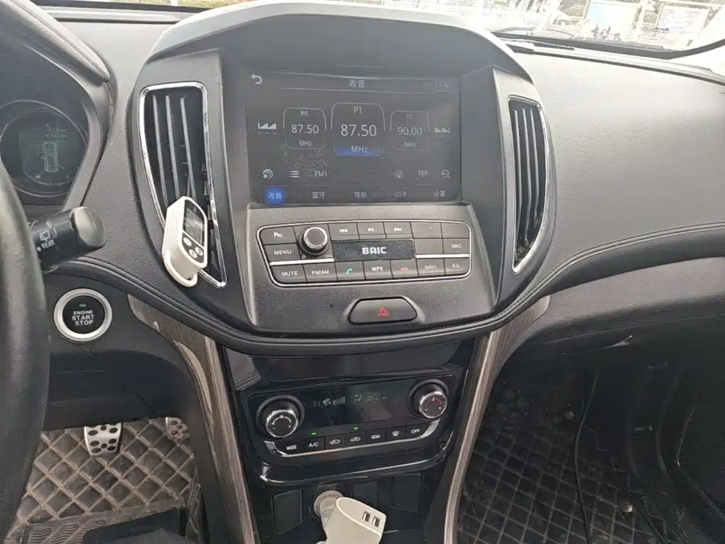 Photo 13 - BAIC Huansu S5