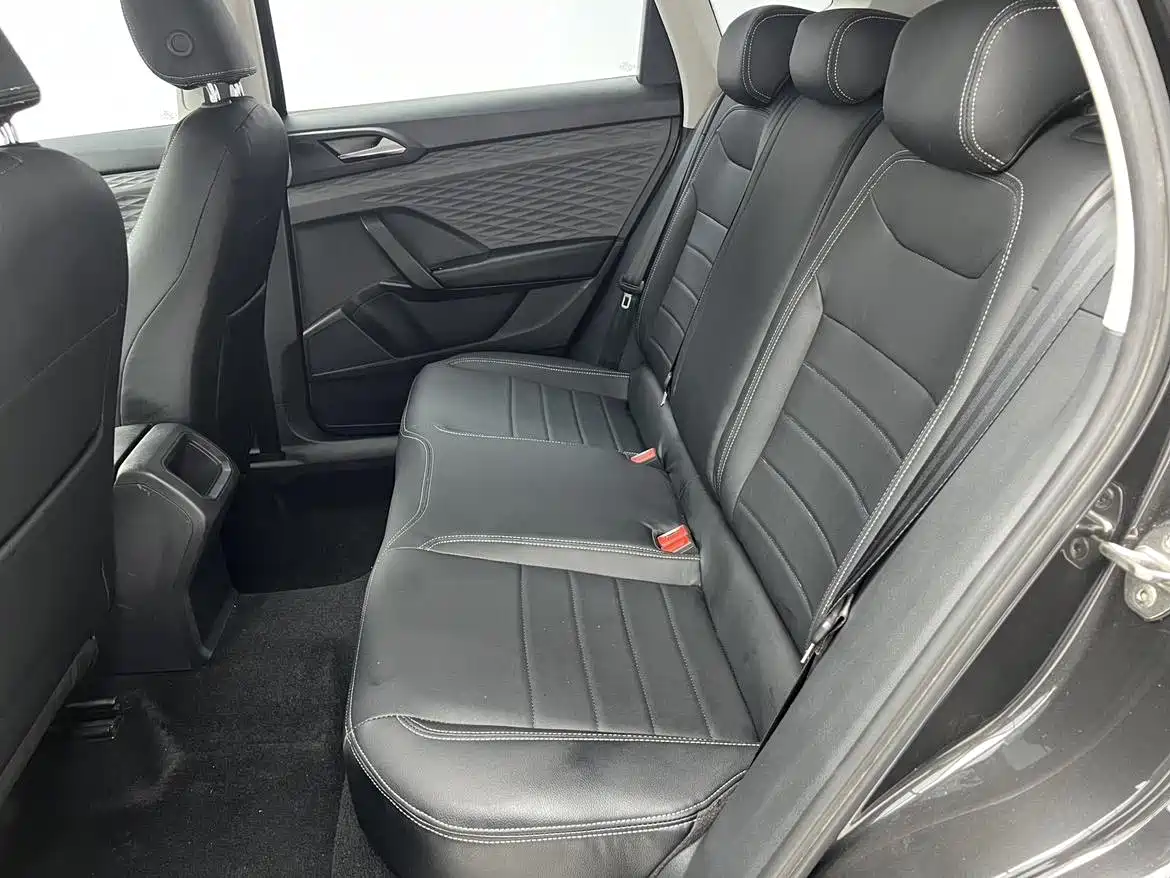 Volkswagen Tharu 2022 280TSI 2WD Trend фото 10