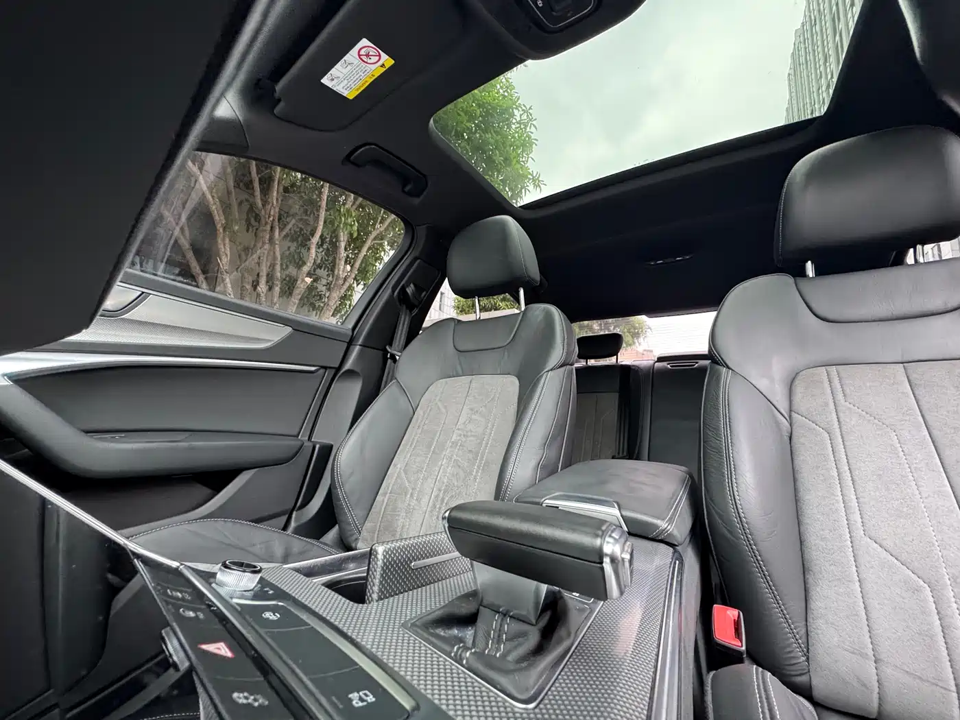 Audi A6L 2021 40 TFSI Luxury Sport фото 13