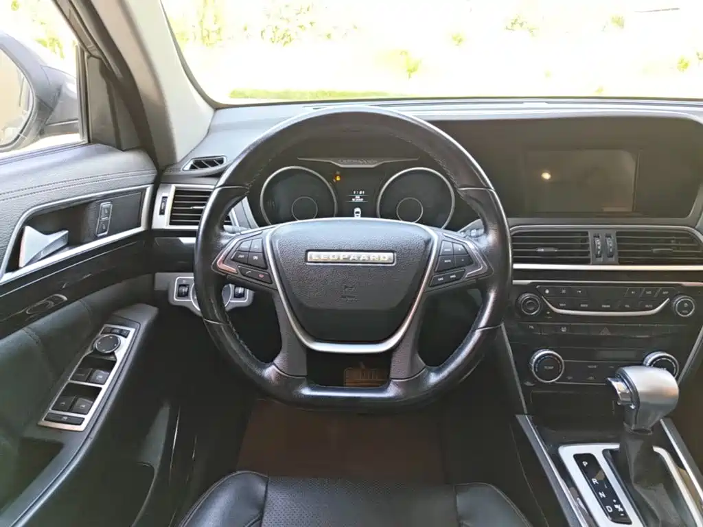 Leopaard CS10 2017 2017 Model 2.0T Automatic Luxury Edition