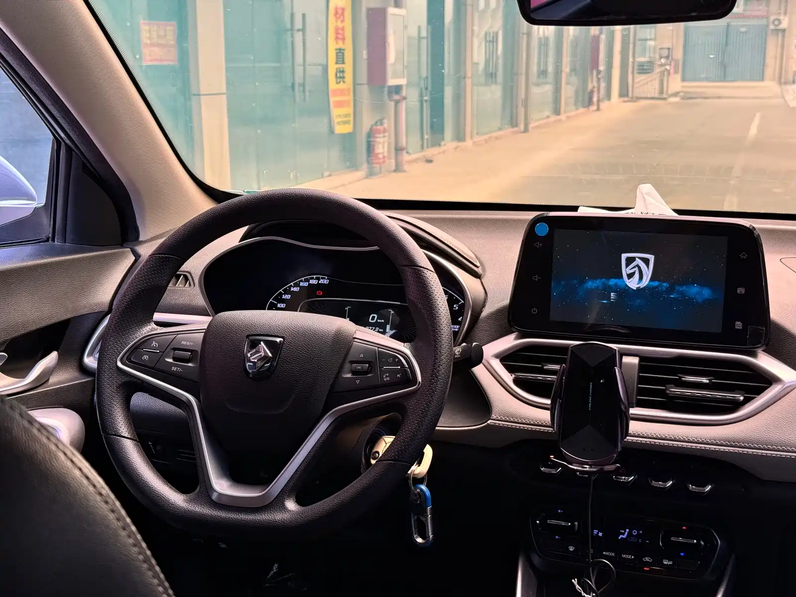 Photo 12 - Baojun 510