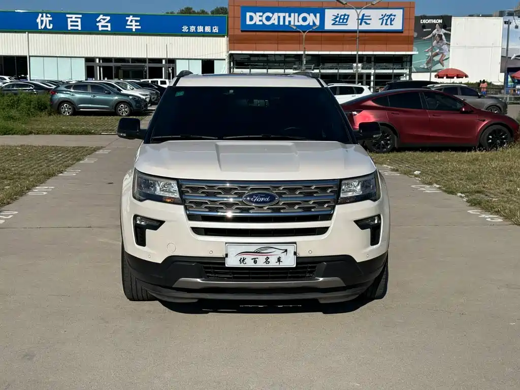2019 Ford Explorer (Import)