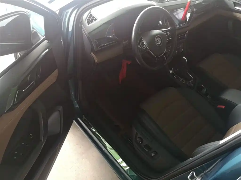 Volkswagen Tharu 2019 Model 330TSI 4WD Flagship Edition China VI фото 16