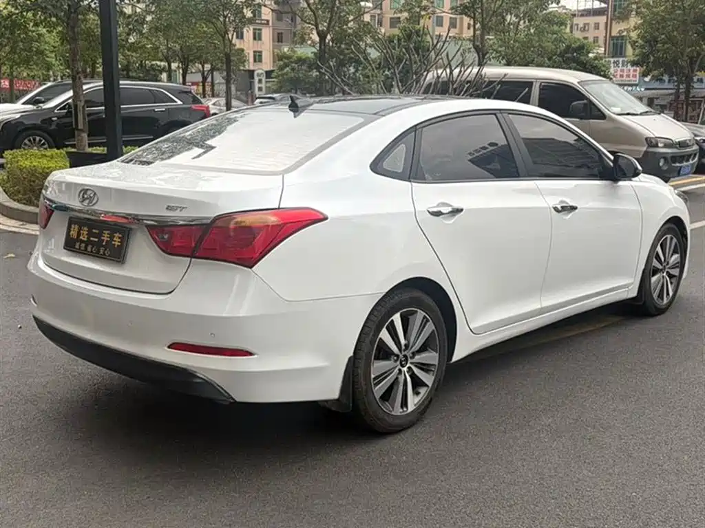 HYUNDAI NAME PICTURE