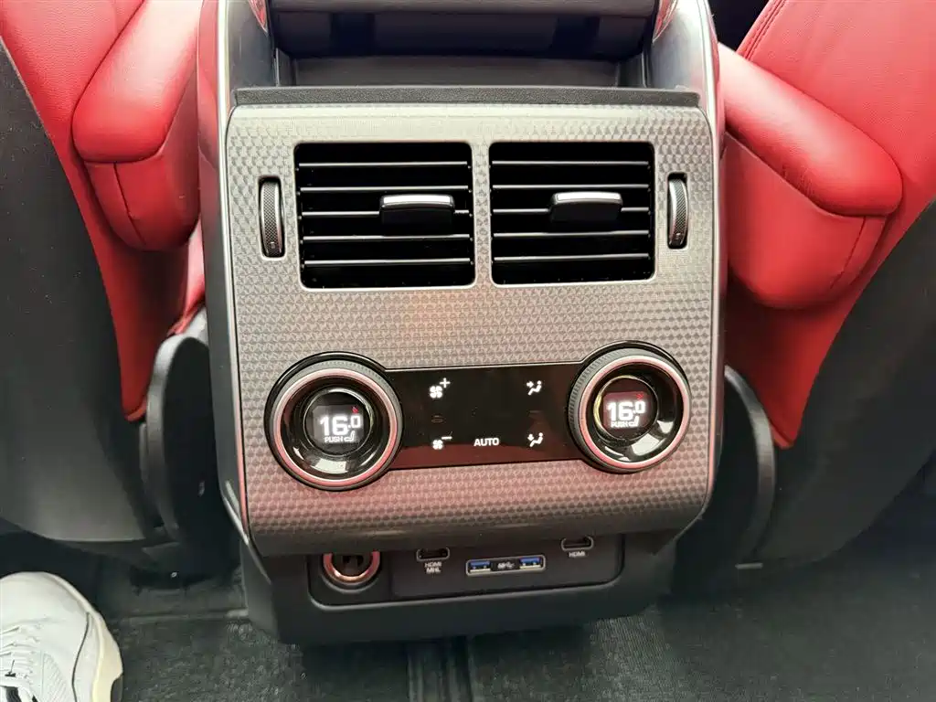 Land Rover Range Rover Sport 2020 3.0 L6 HSE DYNAMIC фото 14