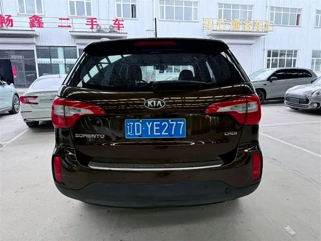 Kia Sorento 2013 2.2T 7-seat Diesel Comfort Edition фото 5