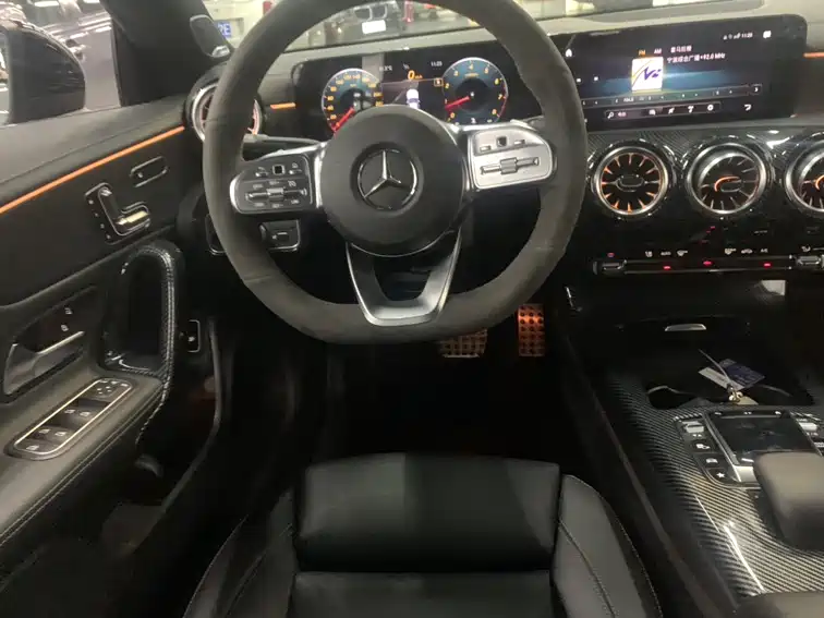 Mercedes-Benz CLA (Import) 2021 CLA 260 4MATIC фото 5