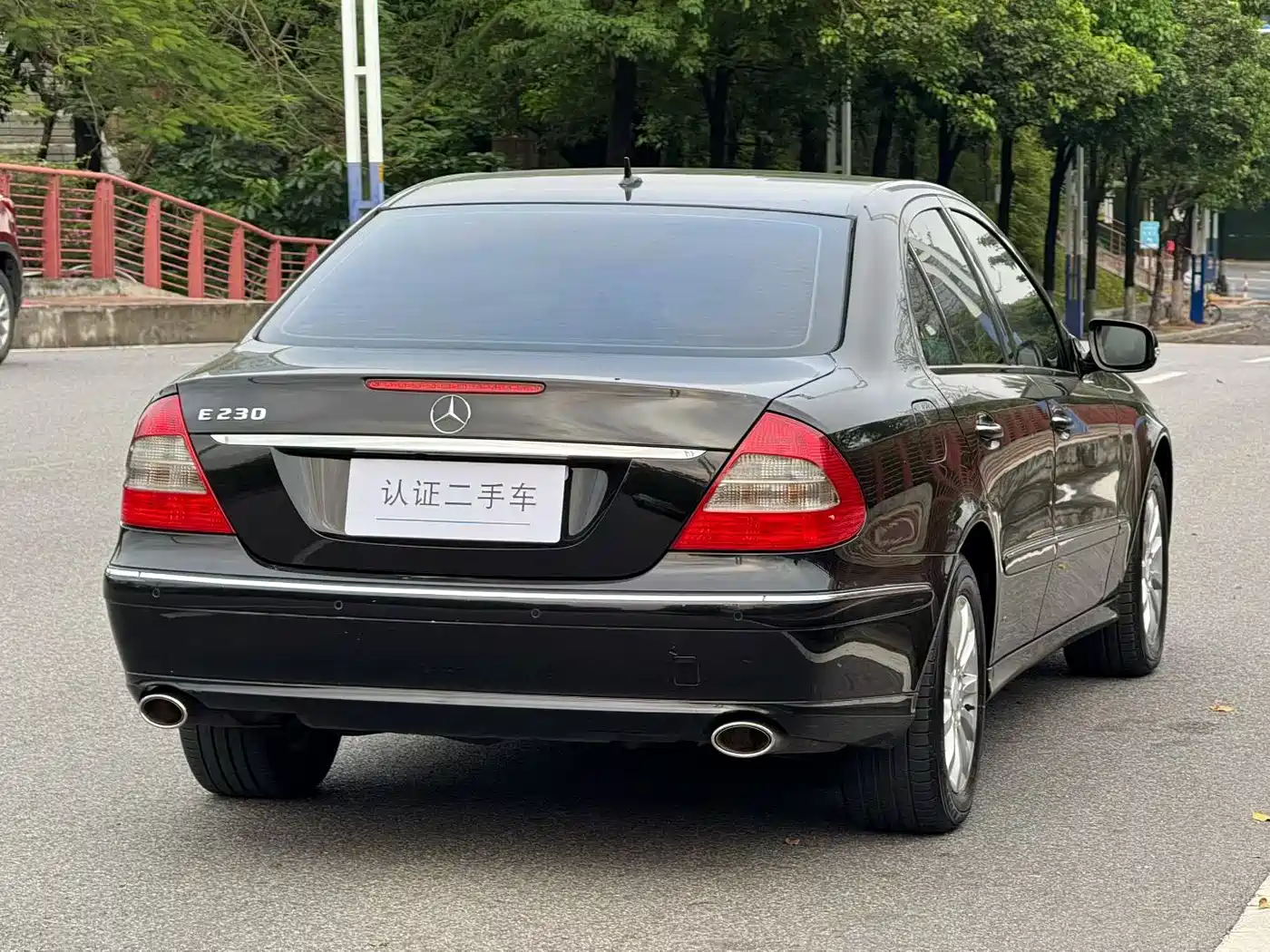 Mercedes-Benz E-Class 2007 Model E 230 Elegance фото 4