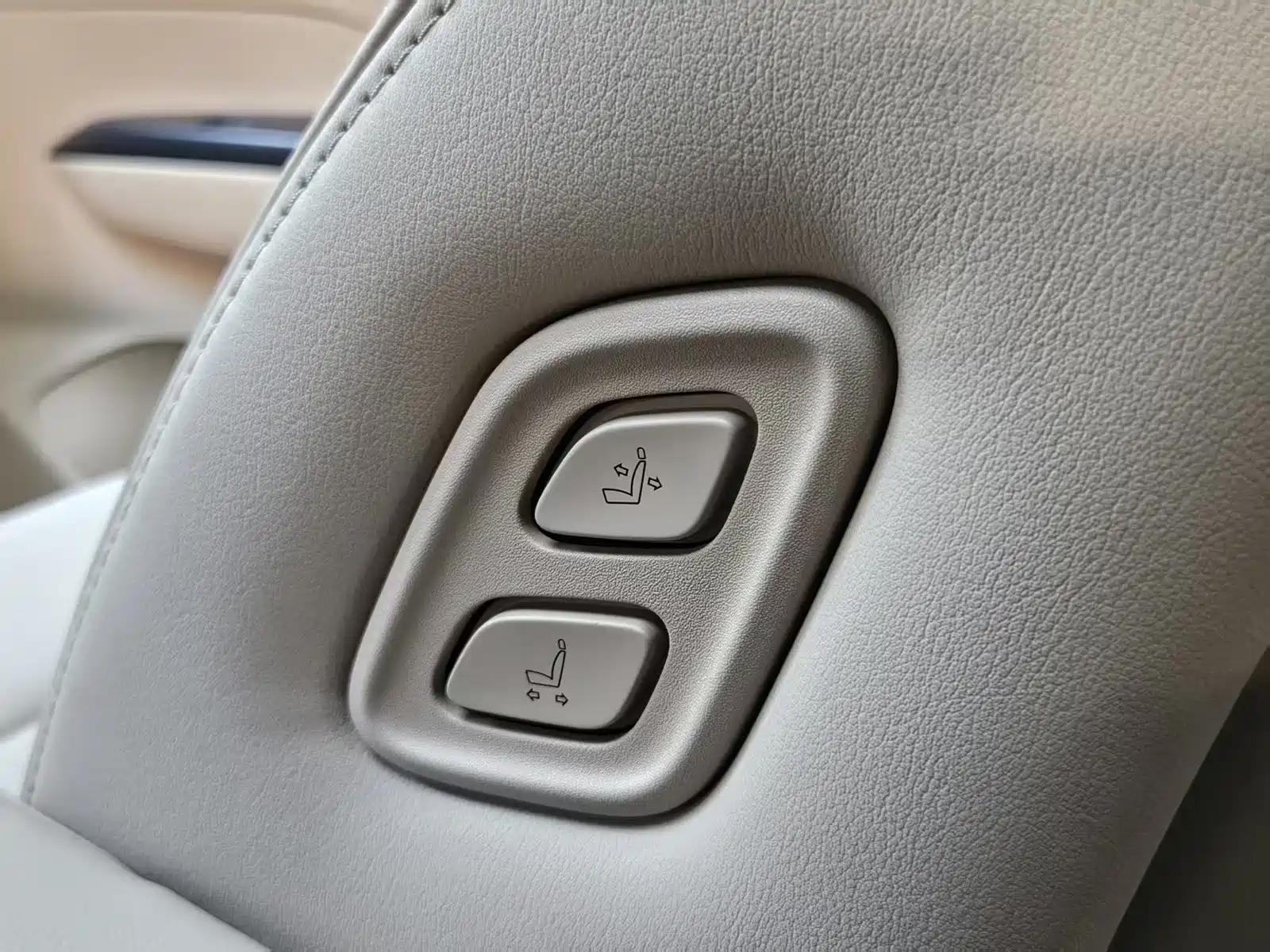 Фото 12 - Buick GL8