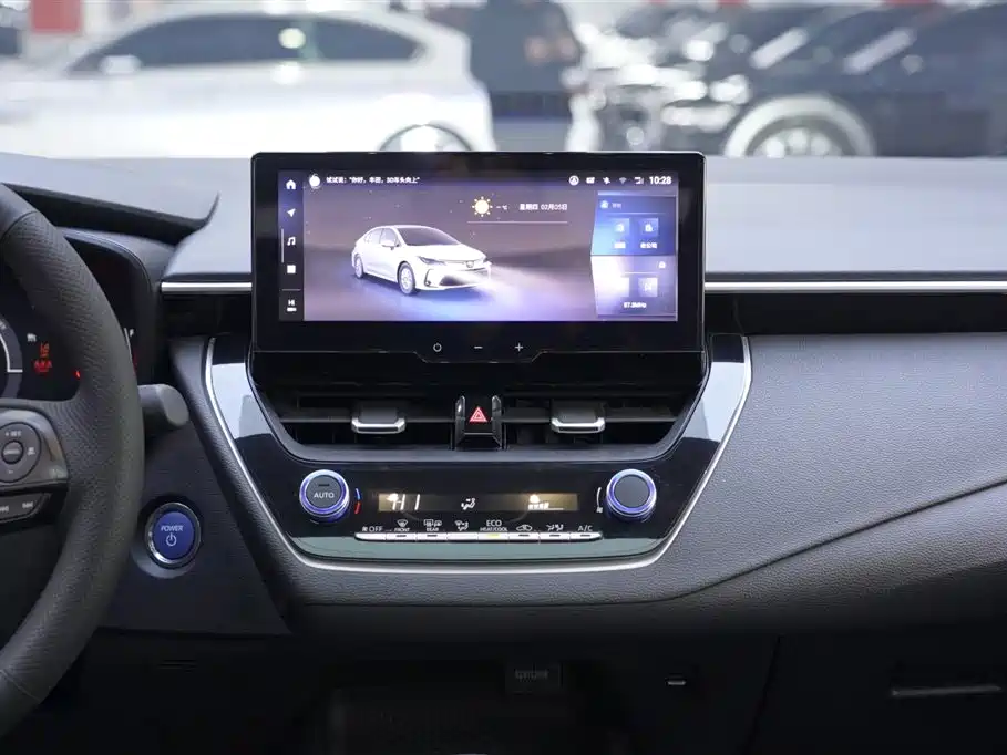 Toyota Corolla 2023 1.8L Smart Hybrid Dual Engine Elite Edition фото 10