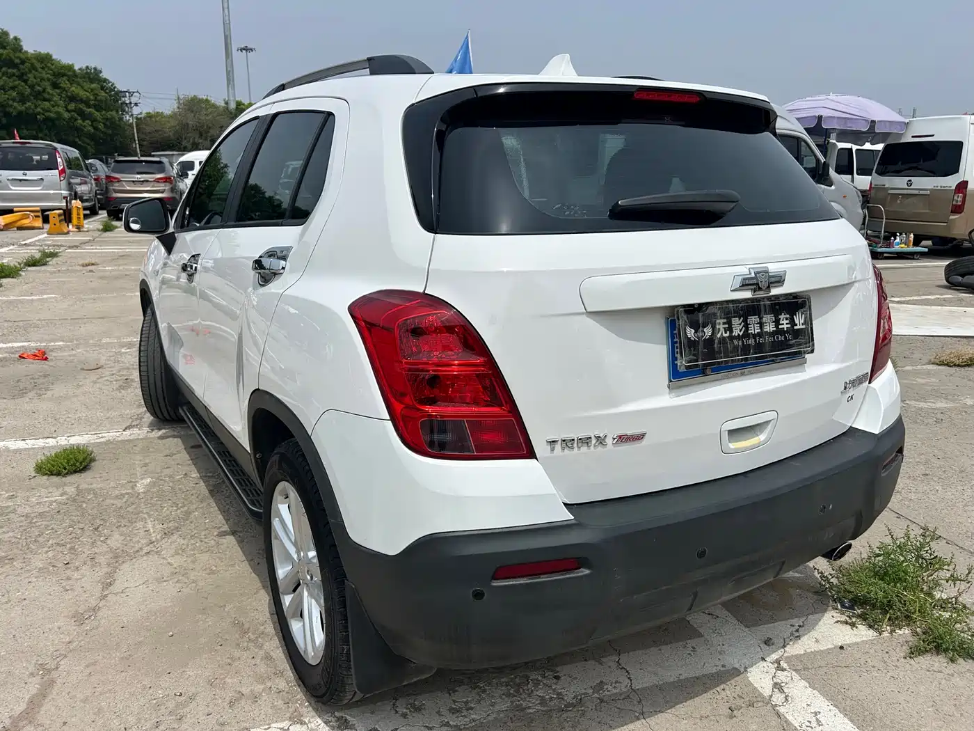 Chevrolet Trax 2016 1.4T Automatic 2WD Comfort Sunroof Edition фото 5