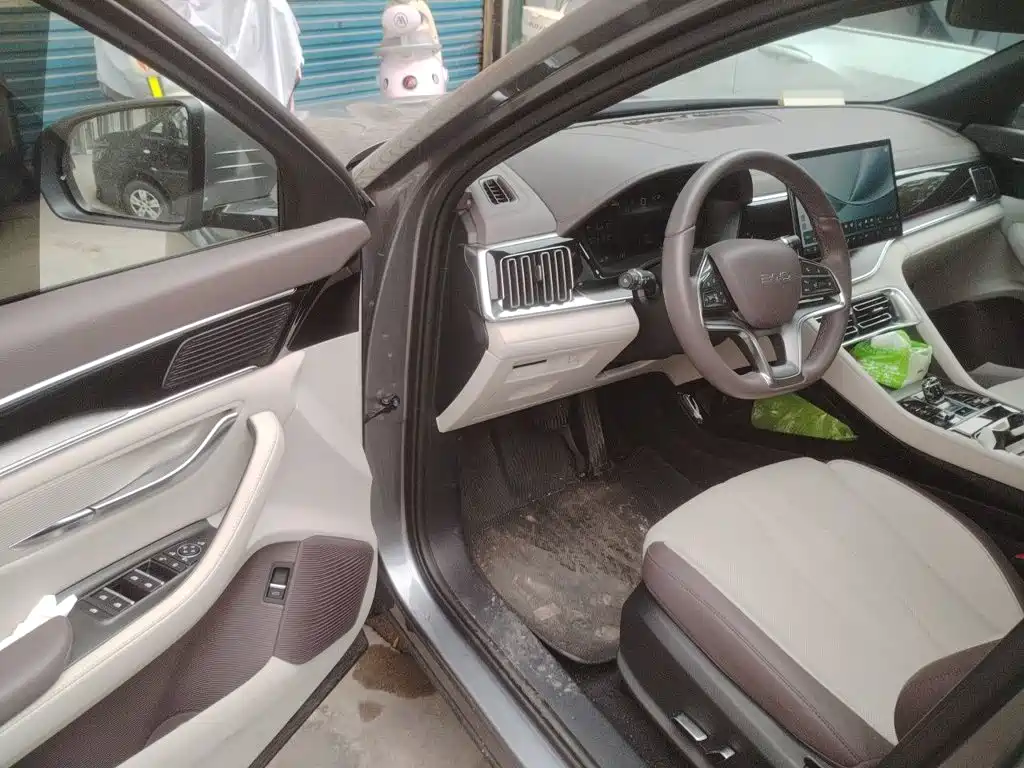 BYD Song PLUS PHEV 2025 2025 EV 520km Premium