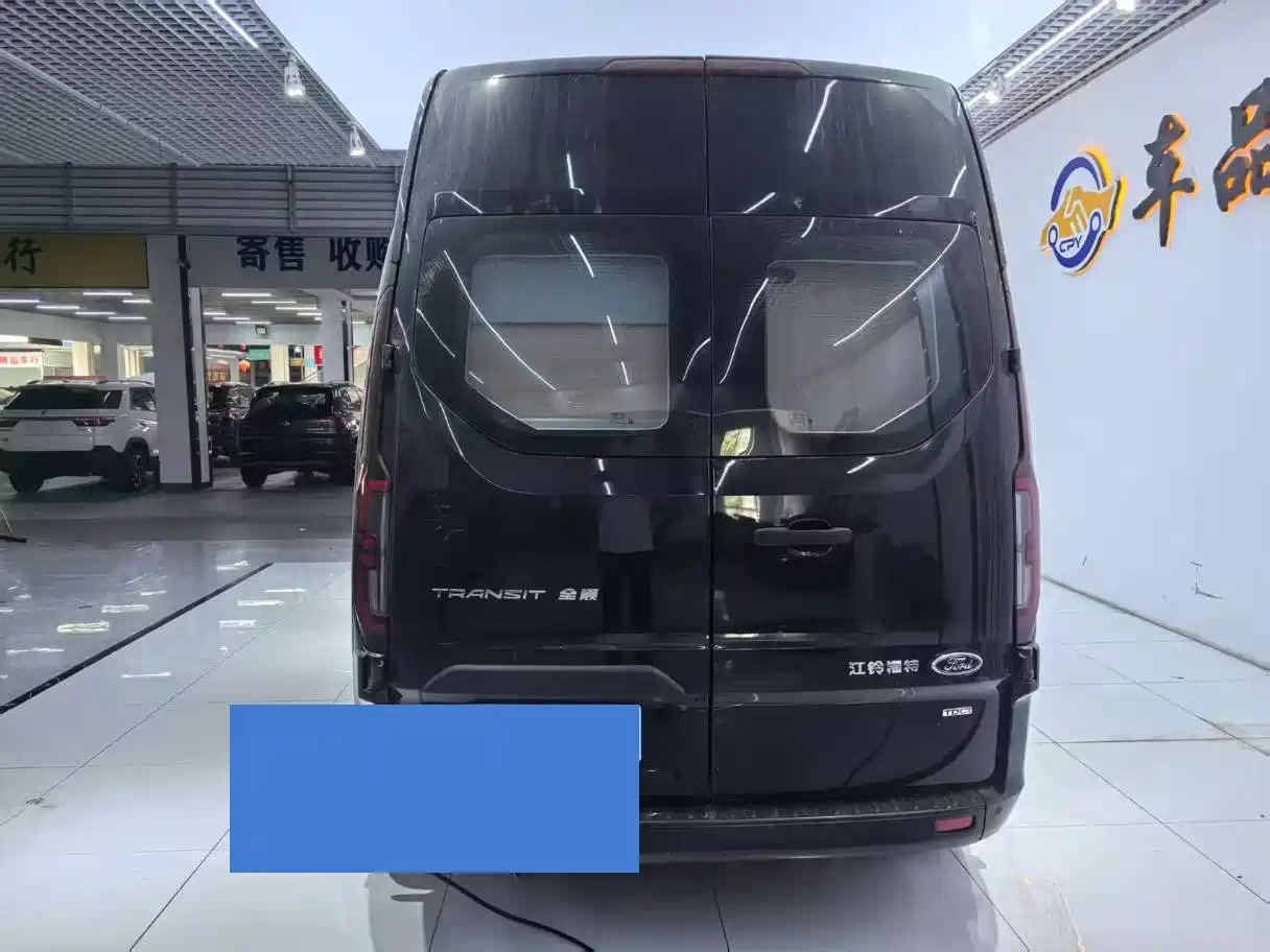 Ford Transit 2024
