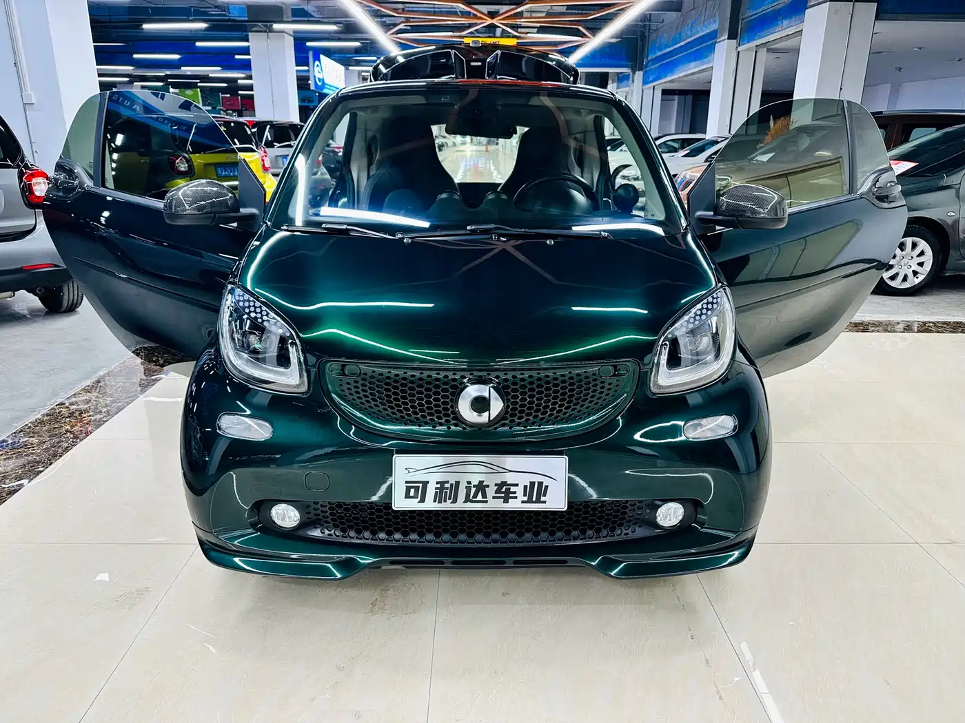 smart fortwo 2018 0.9T 66kW 20th Anniversary Special Edition China V фото 25