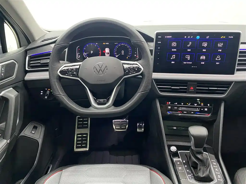 Volkswagen Tiguan X 2023 Facelift 330TSI FWD Prestige Flagship фото 3