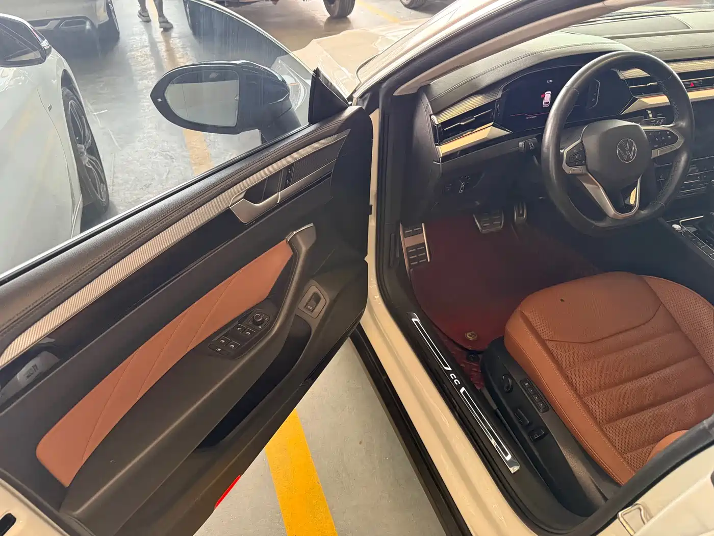 Volkswagen FAW-Volkswagen CC 2021 Model Shooting Brake 380TSI Hunting Wind Edition фото 7