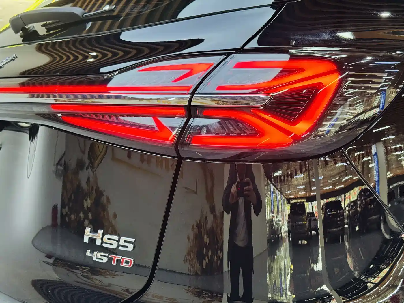 Hongqi HS5 2023 2.0T AWD Flag Enjoy Pro Edition фото 35