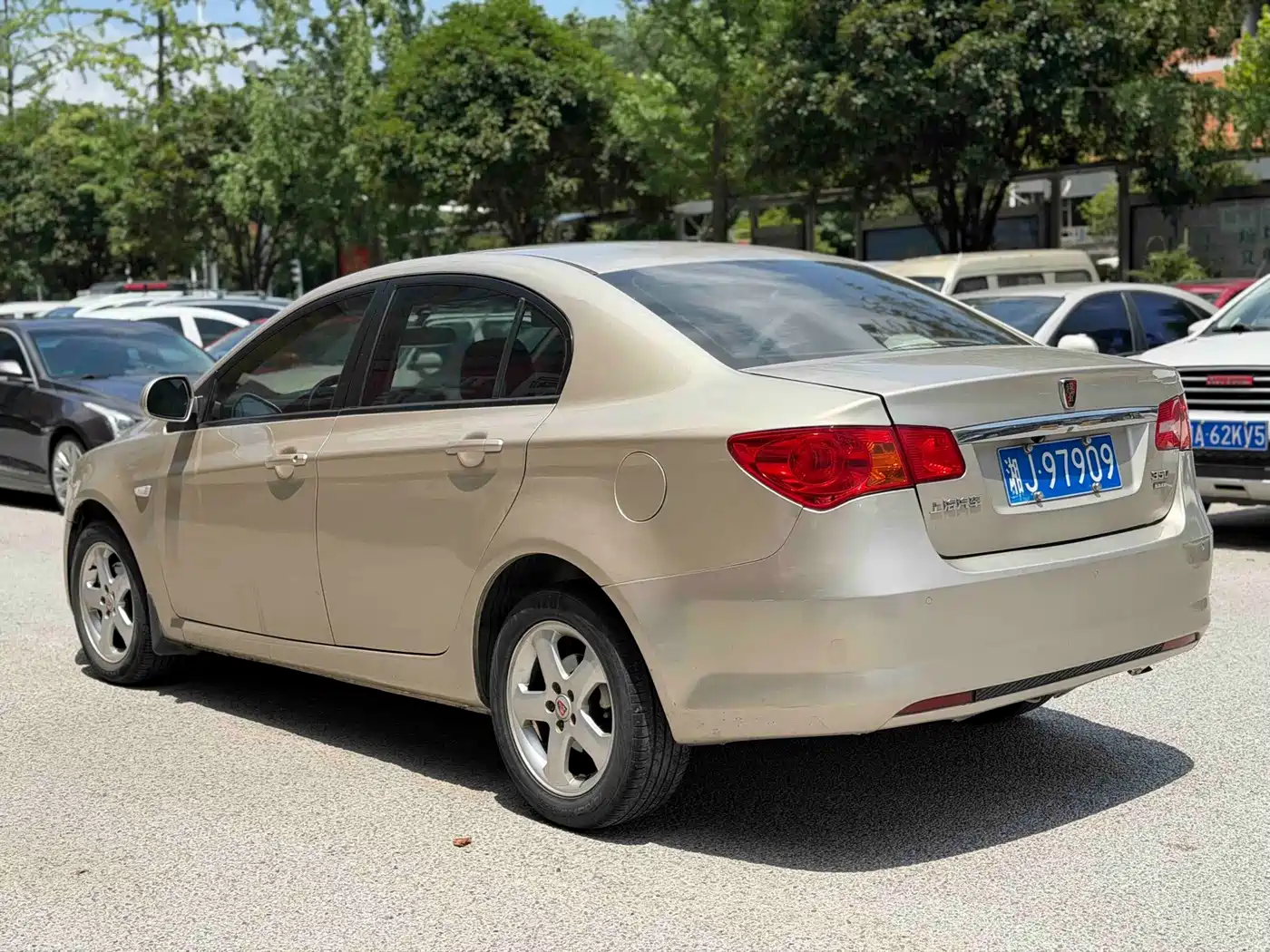 Roewe 350 2012 2012 1.5L Automatic New Year Value Edition