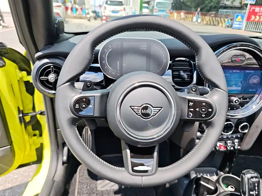 MINI 2023 2.0T COOPER S CABRIO Racer фото 19