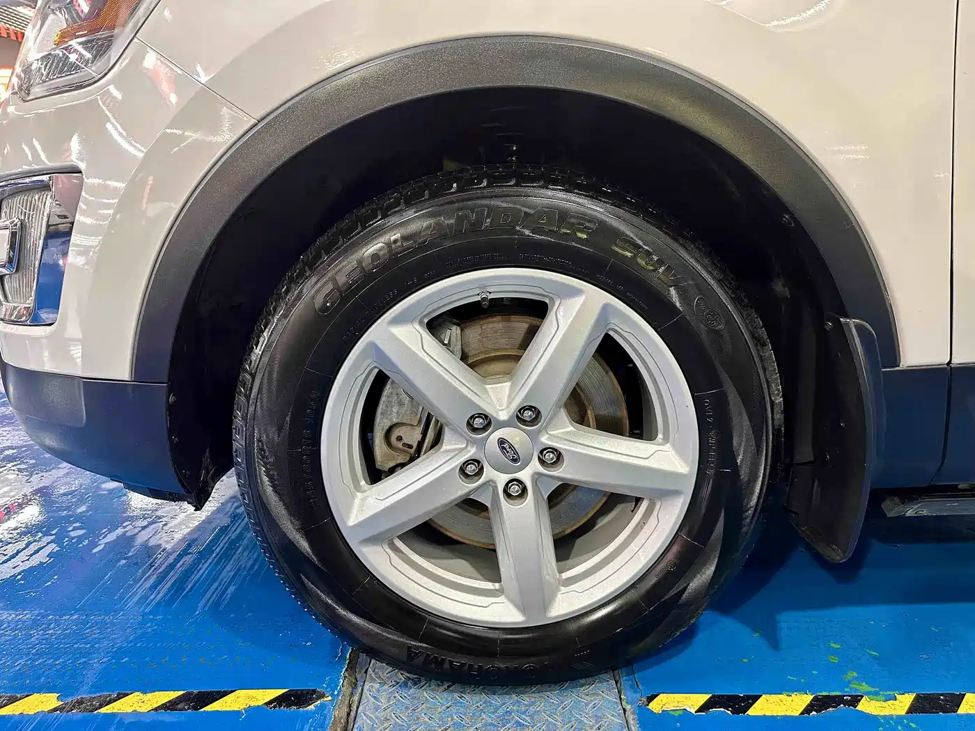 Ford Explorer (Import) 2018 2016 2.3T Trend Edition
