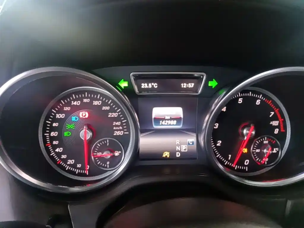 Mercedes-Benz GLE 2017 GLE 320 4MATIC Dynamic фото 12