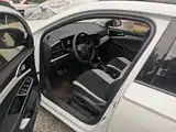 Photo 16 - Jetta VS7