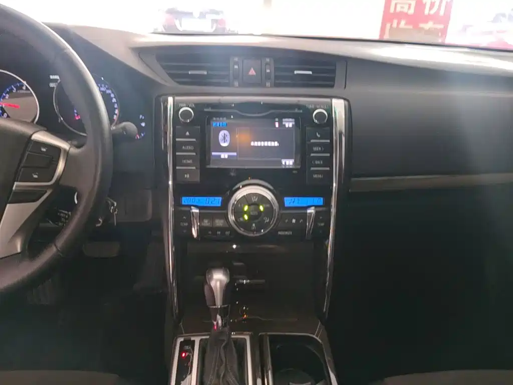 Toyota Reiz 2017 2013 2.5V Premium Edition
