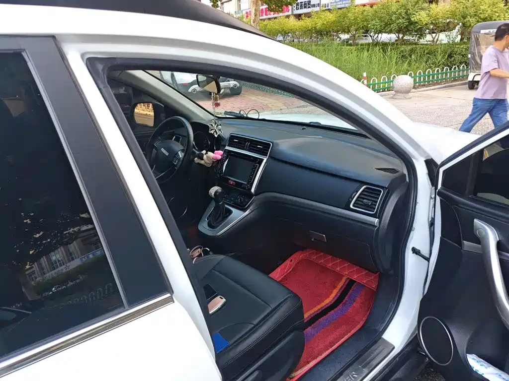 Haval M6 2018 2018 Facelift 1.5T DCT 2WD Elite Edition