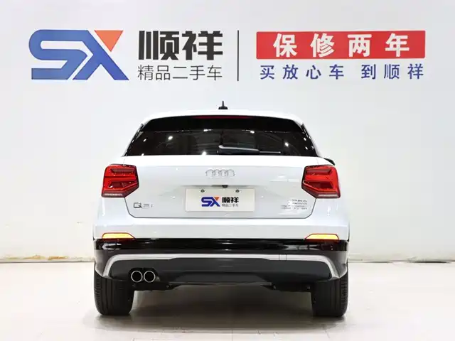 Audi Q2L 2020 35 TFSI Fashion Dynamic Model — фото 5