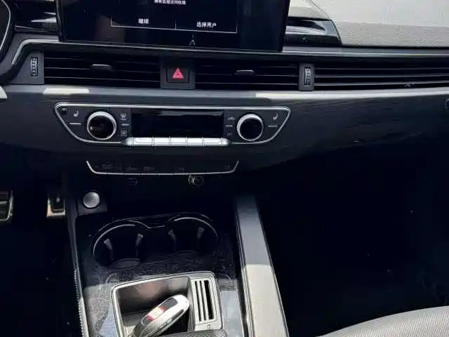 Audi A4L 2024 40 TFSI Luxury Dynamic фото 13