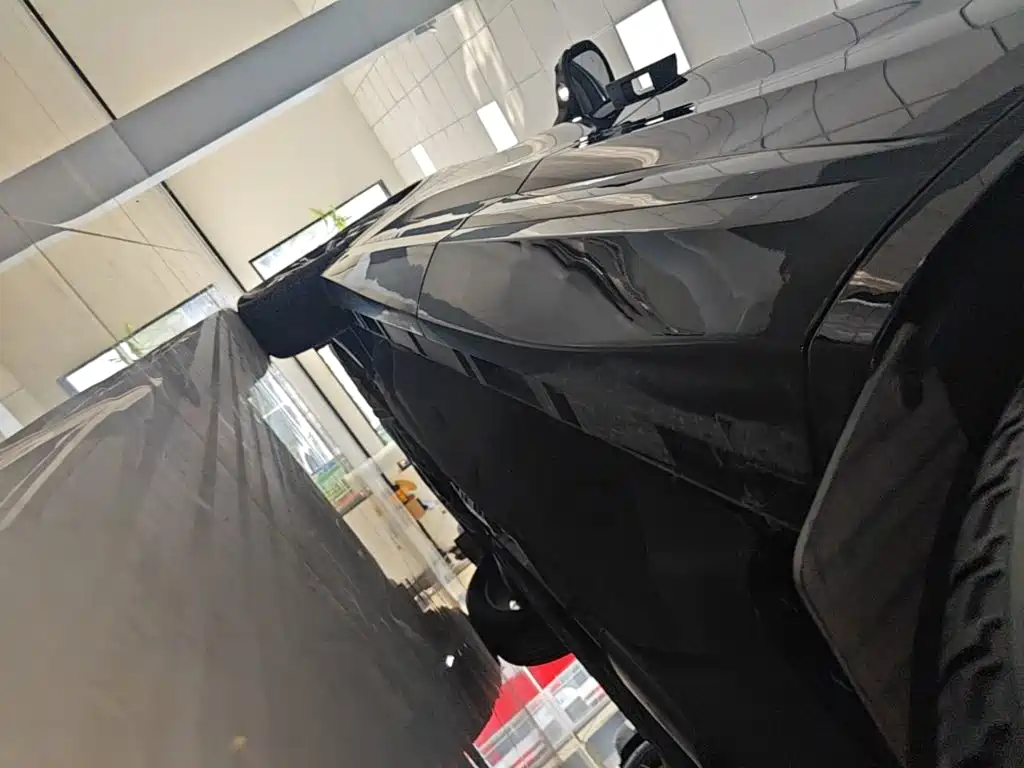 Фото 22 - Ford Edge
