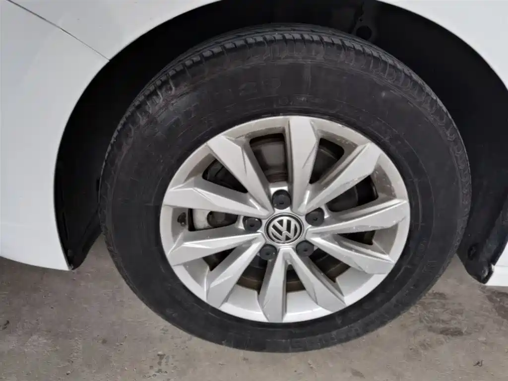 Volkswagen Bora 2019 Facelift 1.5L Manual Fashion China VI фото 23