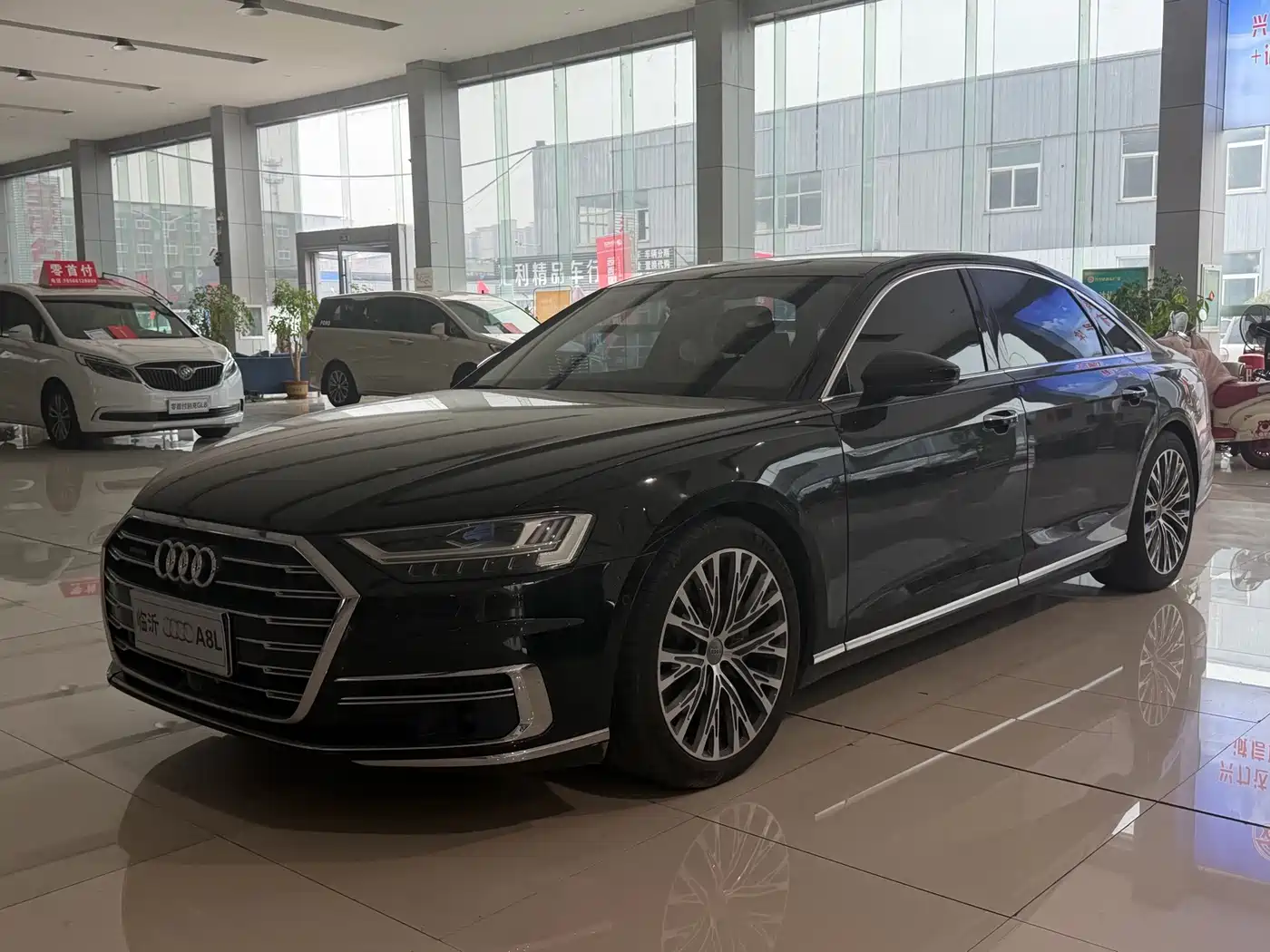 Audi A8 2019 — пригон из Китая