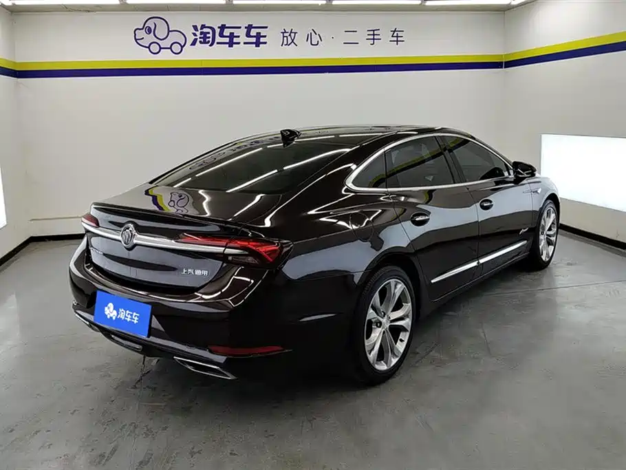 Buick LaCrosse 2022 Avenir First Edition фото 3