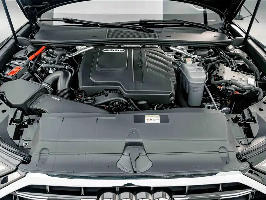 Фото 24 - Audi A6L
