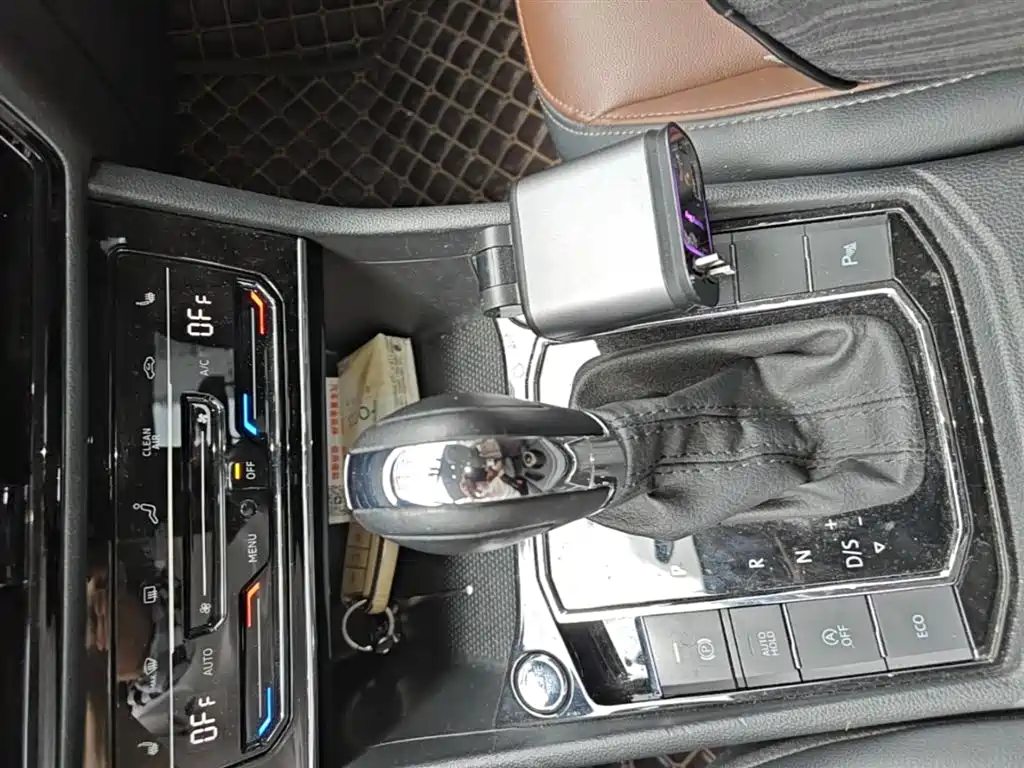 Volkswagen Lavida 2021 280TSI DSG Luxury Edition фото 14