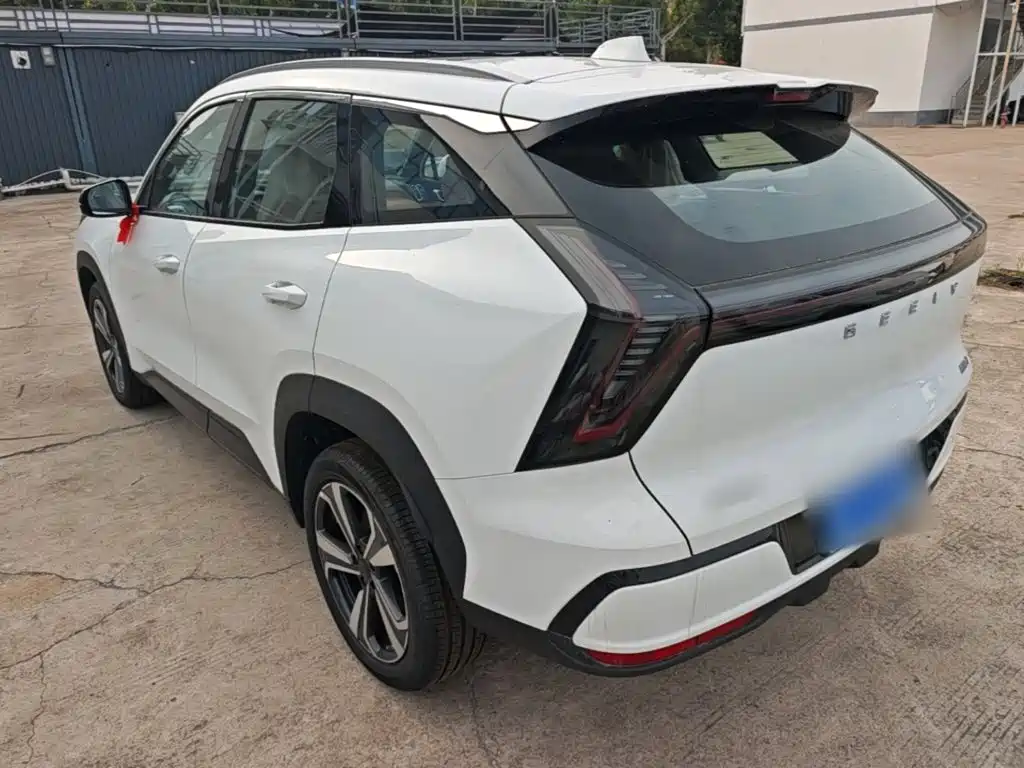 2026 Geely Atlas L