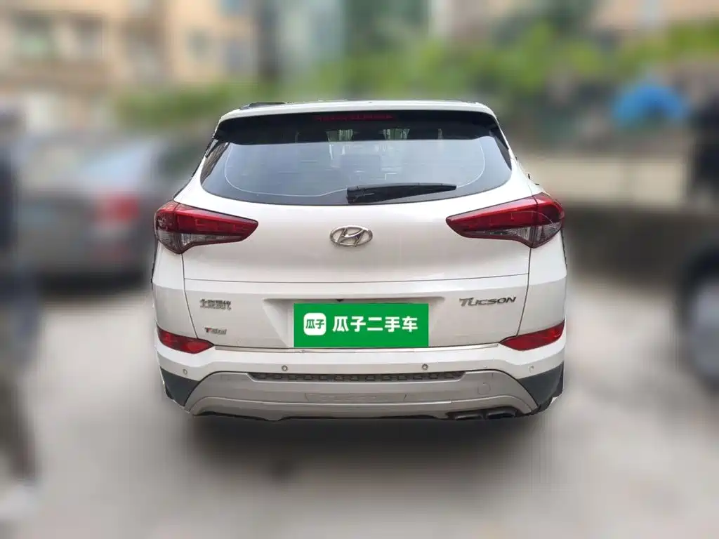Фото 3 - Hyundai Tucson