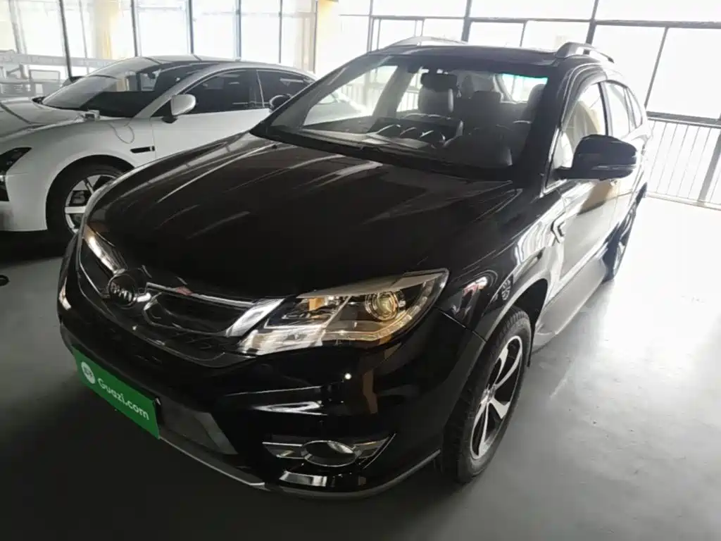 BYD S7 2015 2015 2.0T Automatic Premium