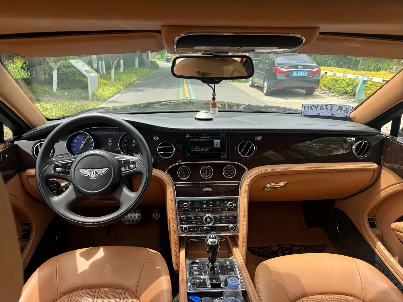Bentley Mulsanne 2013 6.8T Mulliner Special Edition фото 17