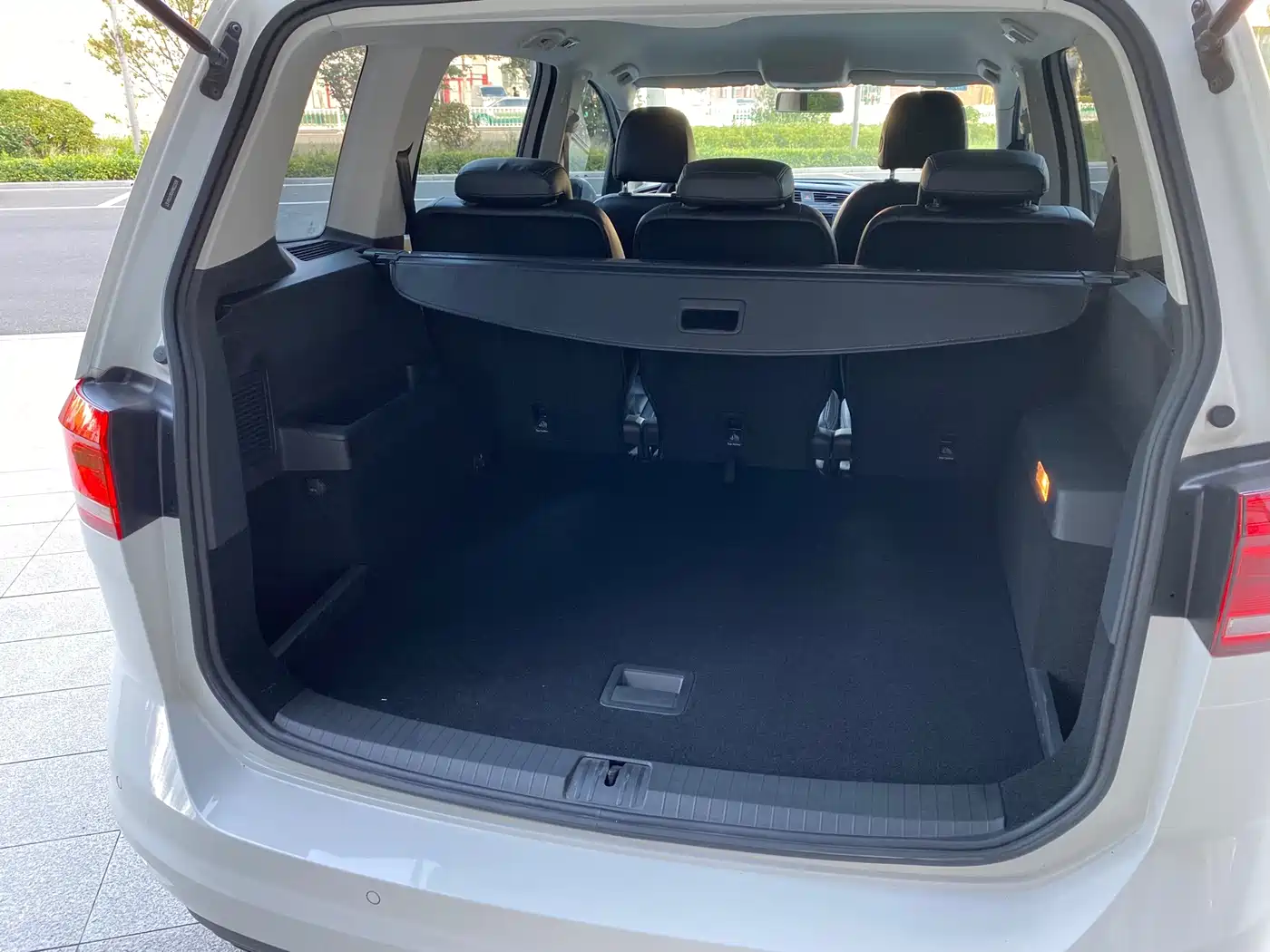 Фото 14 - Volkswagen Touran