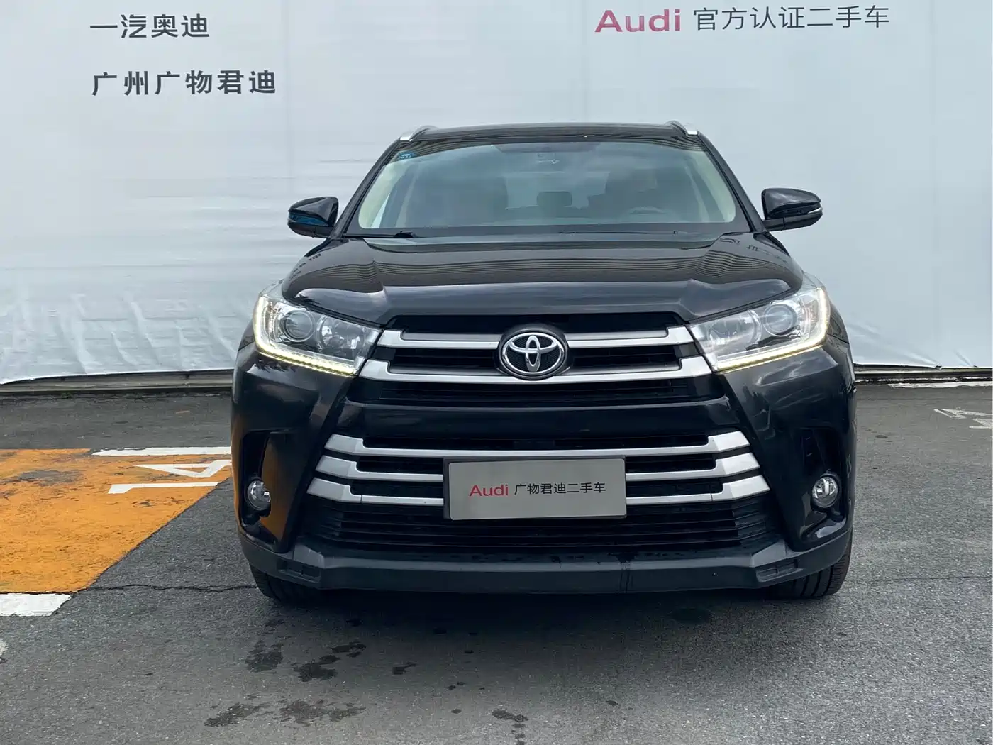 TOYOTA HIGHLANDER