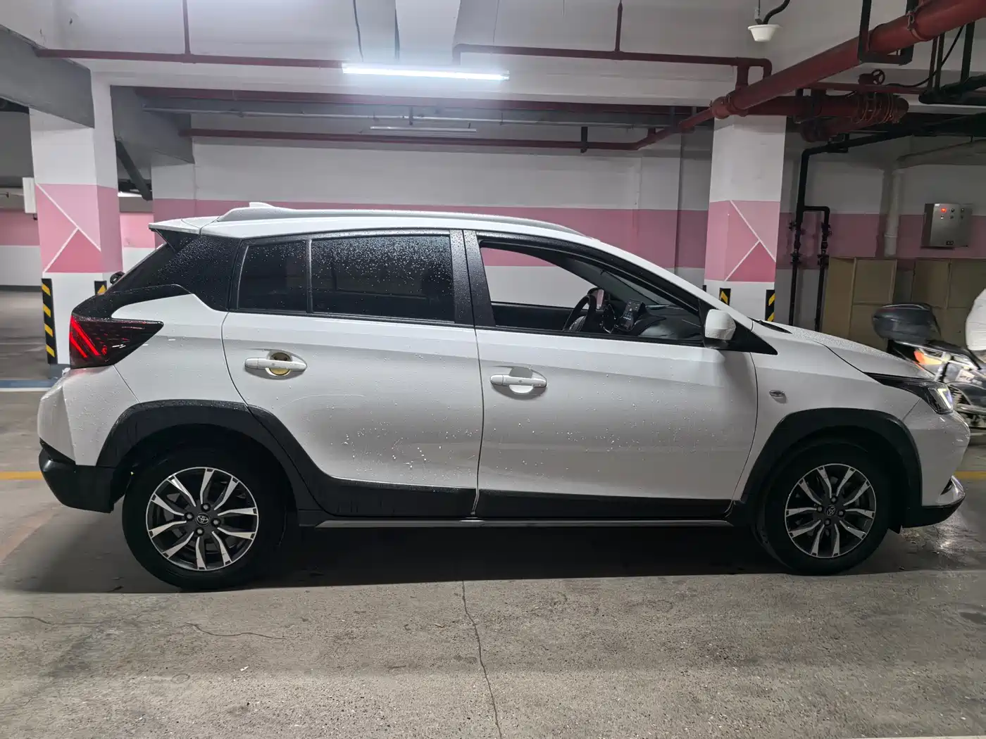 Toyota YARiS L Zhi Xuan 2022 Zhi Xuan X 1.5L CVT Premium Edition фото 2