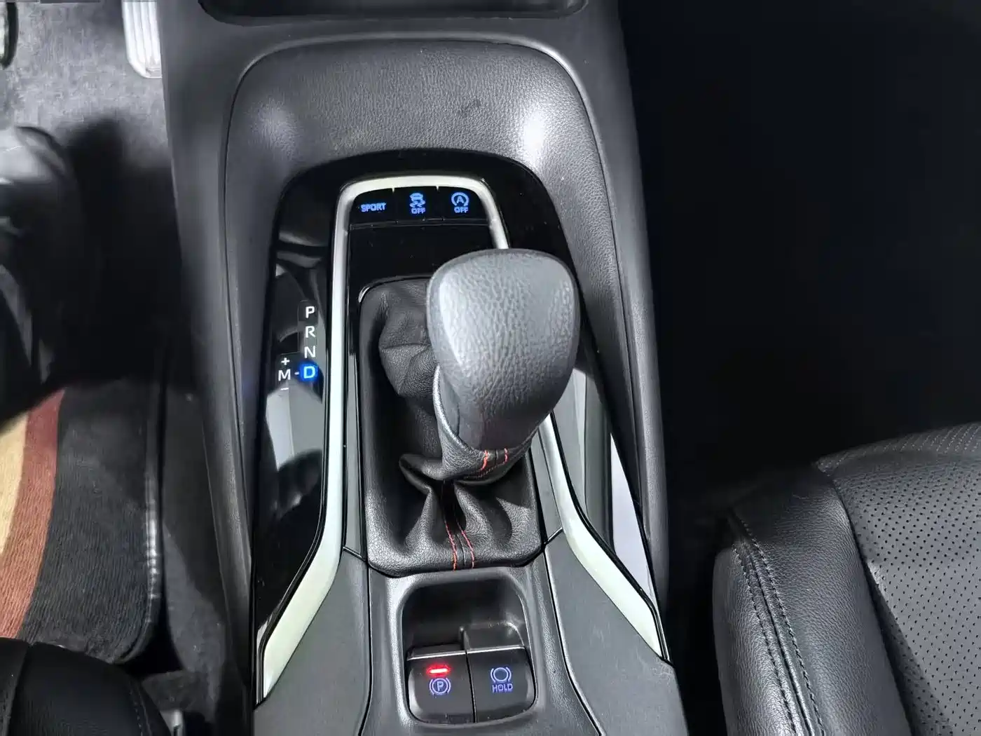 Toyota Corolla 2021 1.2T S-CVT Elite PLUS Edition фото 22