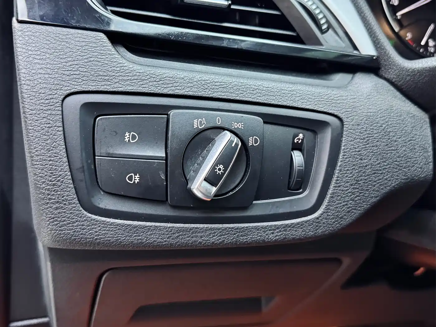 BMW X1 2019 sDrive20Li Leading Model фото 26