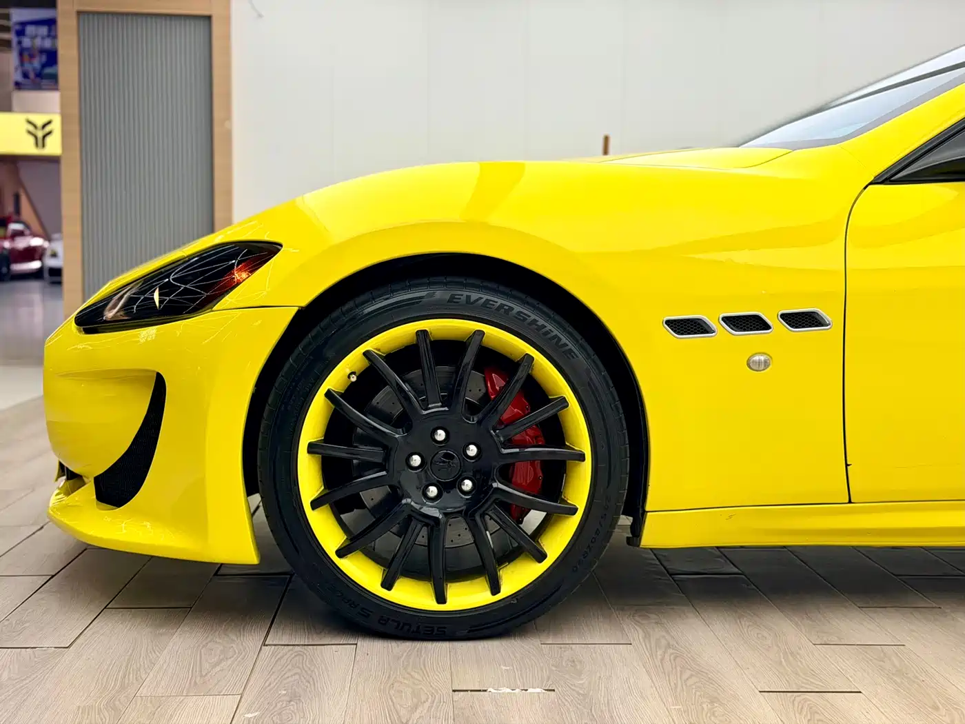 Maserati GranCabrio 2012 4.7L Sport фото 10