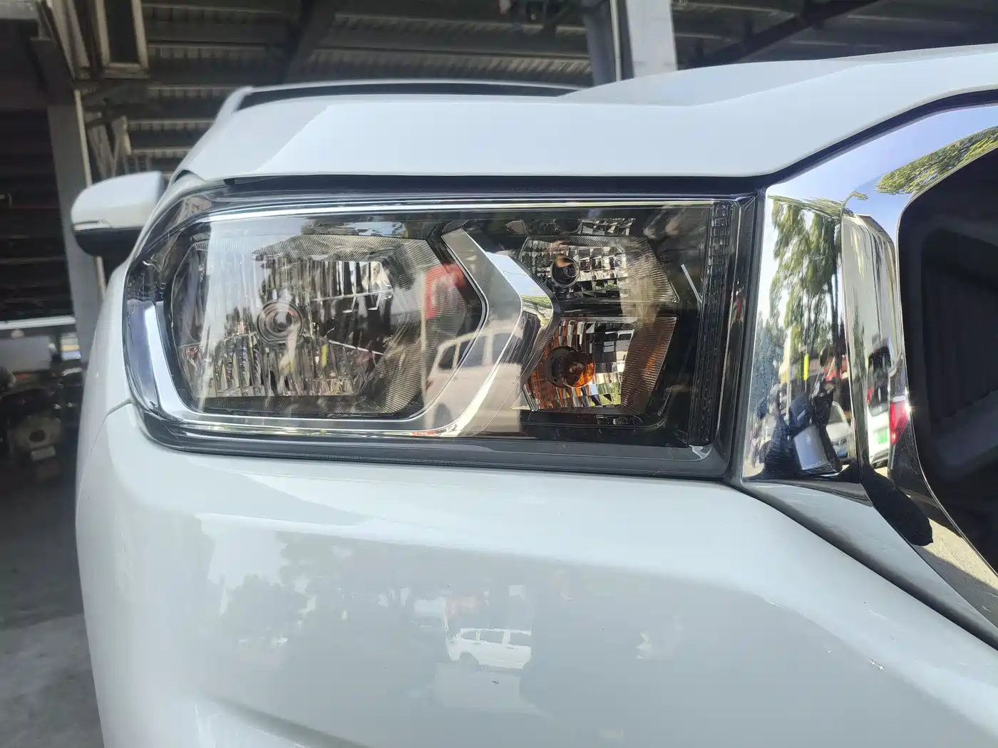 SAIC MAXUS CHASE T70