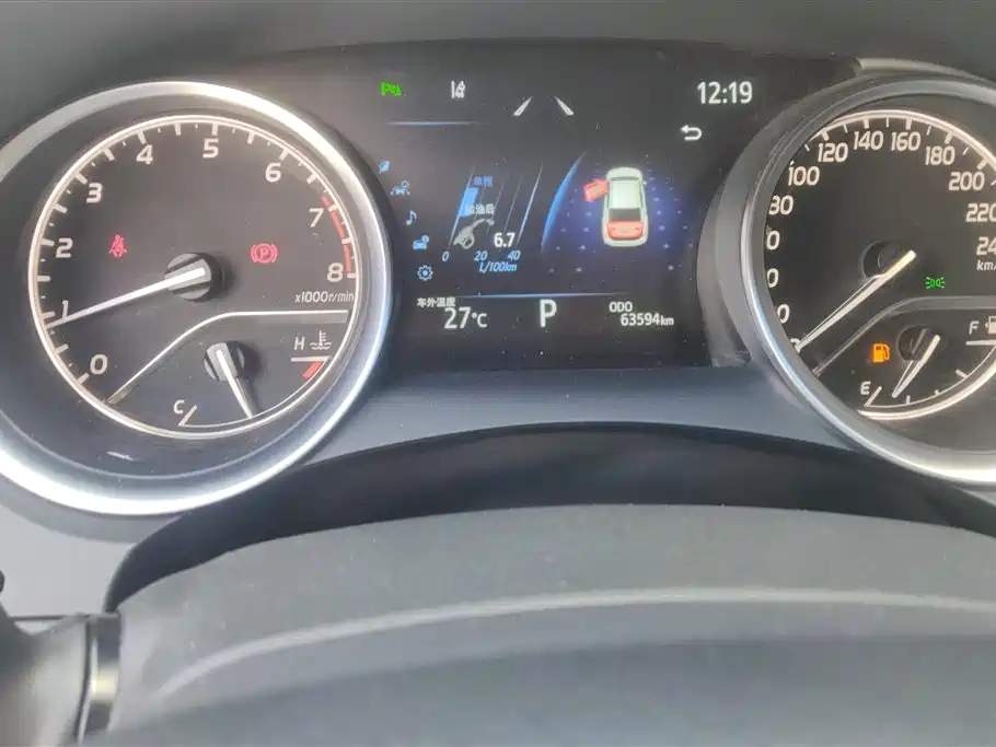 Toyota Camry 2021 2.0G Luxury Edition фото 14