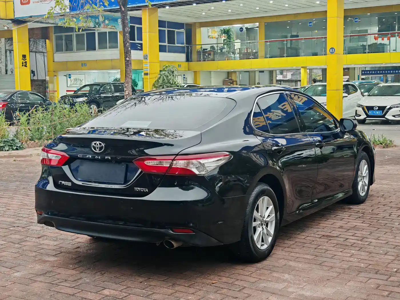 Toyota Camry 2018 2.0E Elite Edition фото 6