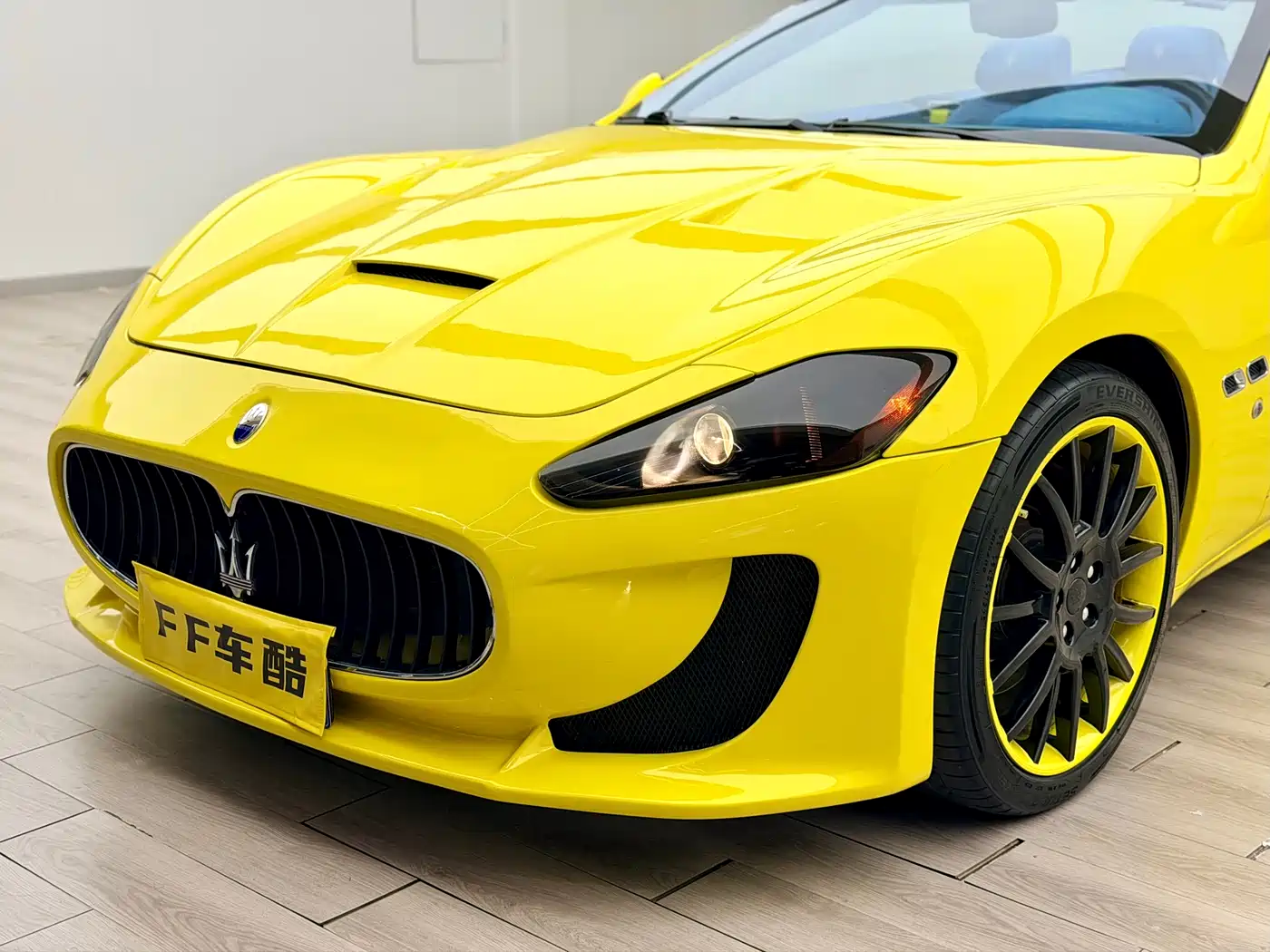 Maserati GranCabrio 2012 4.7L Sport фото 9
